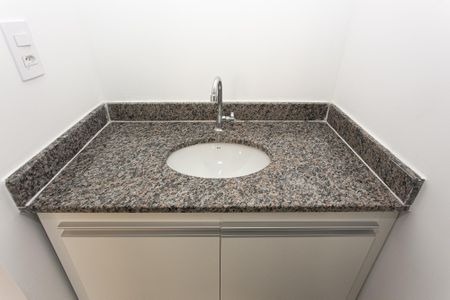 Apartamento para alugar com 35m², 2 quartos e sem vagaBanheiro