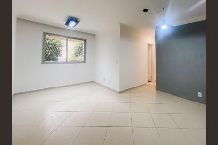 Apartamento à venda com 3 quartos, 62m² em Vila Lageado, São Paulo
