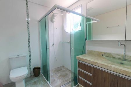 Casa para alugar com 210m², 2 quartos e 1 vagaBanheiro