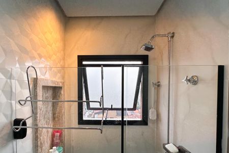 Apartamento à venda com 58m², 2 quartos e 2 vagasBanheiro da Suíte