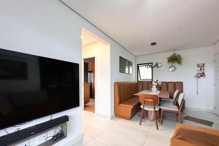 Apartamento à venda com 58m², 2 quartos e 2 vagasSala