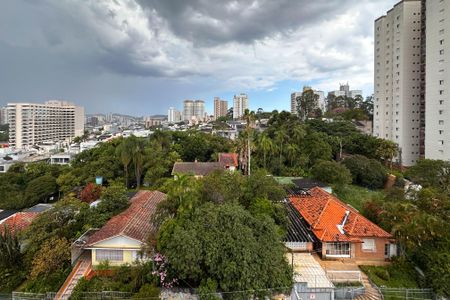 Apartamento à venda com 58m², 2 quartos e 2 vagasVista da Suíte 