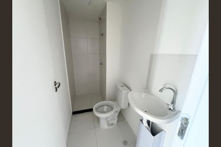 Apartamento à venda com 29m², 2 quartos e sem vagaBanheiro