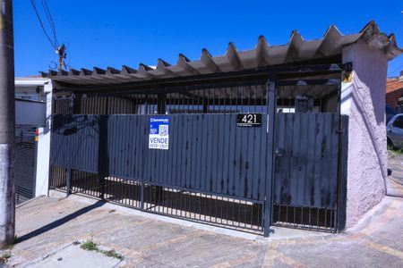 Casa para alugar com 250m², 3 quartos e 3 vagasFachada
