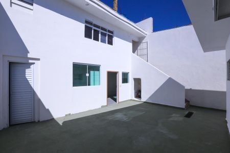 Casa para alugar com 250m², 3 quartos e 3 vagasQuintal