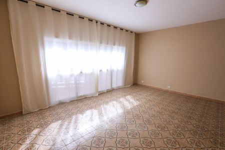 Casa para alugar com 250m², 3 quartos e 3 vagasSala