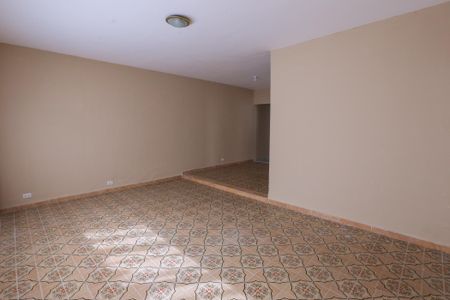 Casa para alugar com 250m², 3 quartos e 3 vagasSala