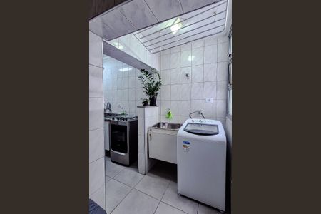 Apartamento para alugar com 68m², 2 quartos e sem vagaÁrea de Serviço