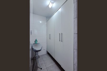 Apartamento para alugar com 68m², 2 quartos e sem vagaQuarto de Serviço