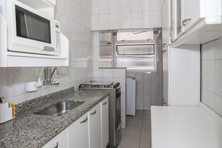 Apartamento para alugar com 68m², 2 quartos e sem vaga Apartamento para alugar com 68m², 2 quartos e sem vagaCozinha e Área de Serviço