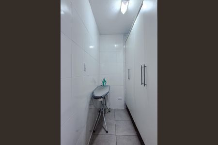 Apartamento para alugar com 68m², 2 quartos e sem vagaQuarto de Serviço
