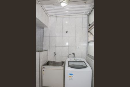 Apartamento para alugar com 68m², 2 quartos e sem vaga Apartamento para alugar com 68m², 2 quartos e sem vagaCozinha e Área de Serviço