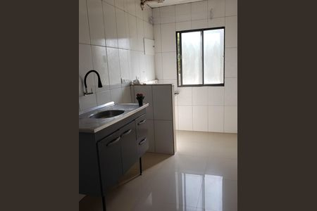 Cozinha de apartamento para alugar com 2 quartos, 32m² em Jardim Record, Taboão da Serra