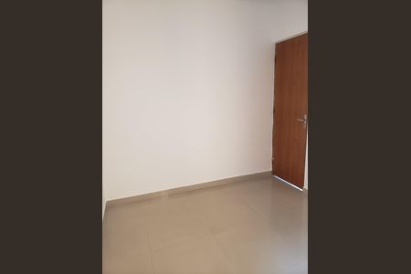 Apartamento para alugar com 32m², 2 quartos e 1 vaga Apartamento para alugar com 32m², 2 quartos e 1 vagaQuarto
