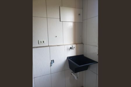 Área de serviço de apartamento para alugar com 2 quartos, 32m² em Jardim Record, Taboão da Serra