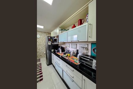 Apartamento para alugar com 122m², 3 quartos e 2 vagas Apartamento para alugar com 122m², 3 quartos e 2 vagasCozinha