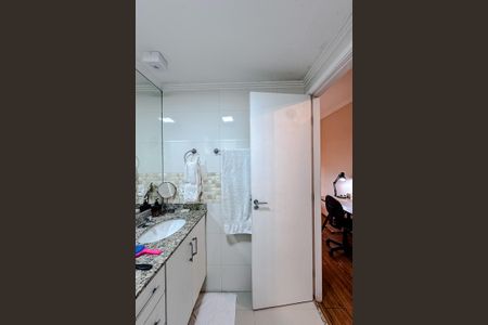 Apartamento para alugar com 122m², 3 quartos e 2 vagas Apartamento para alugar com 122m², 3 quartos e 2 vagasBanheiro da Suíte