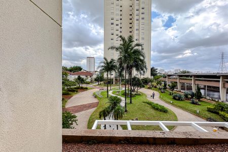 Apartamento para alugar com 122m², 3 quartos e 2 vagas Apartamento para alugar com 122m², 3 quartos e 2 vagasVista do Quarto 2