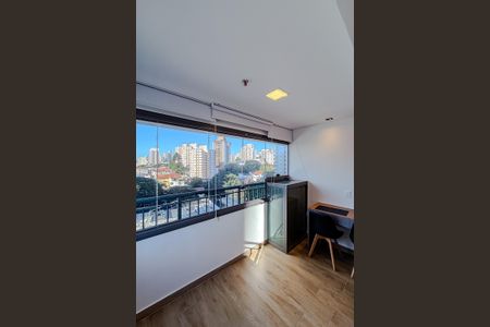 Studio para alugar com 30m², 1 quarto e sem vagaVaranda