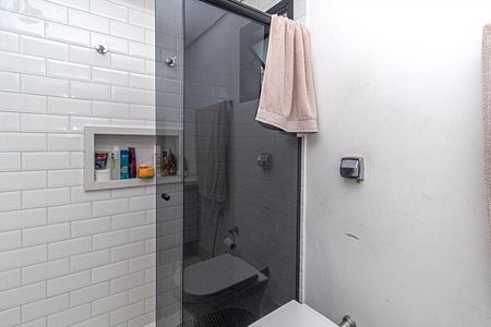 Apartamento à venda com 116m², 3 quartos e 2 vagas Apartamento à venda com 116m², 3 quartos e 2 vagasbanheiro na suíte_2