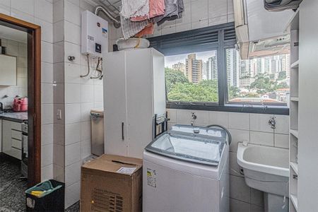 Apartamento à venda com 116m², 3 quartos e 2 vagas Apartamento à venda com 116m², 3 quartos e 2 vagasárea de serviço_3