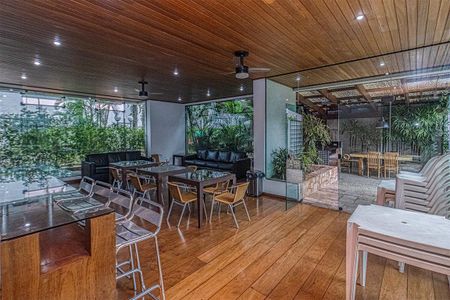 Apartamento à venda com 116m², 3 quartos e 2 vagas Apartamento à venda com 116m², 3 quartos e 2 vagassalão de festas_1