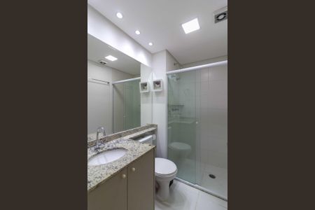 Apartamento à venda com 81m², 3 quartos e 2 vagasBanheiro Social