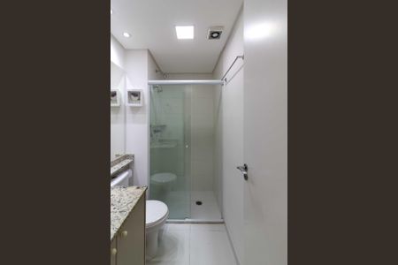 Apartamento à venda com 81m², 3 quartos e 2 vagasBanheiro Social