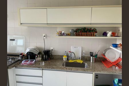 Apartamento à venda com 147m², 5 quartos e 3 vagasCozinha