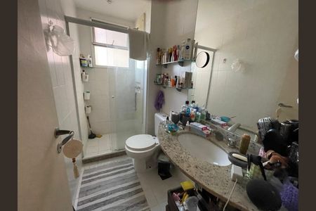 Apartamento à venda com 147m², 5 quartos e 3 vagasBanheiro