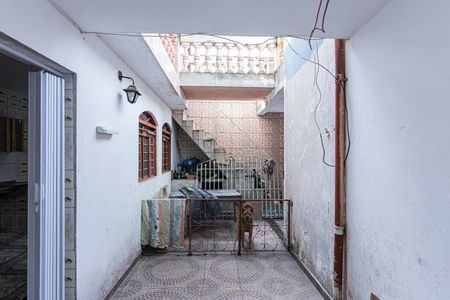 Casa para alugar com 210m², 1 quarto e 1 vagaQuintal