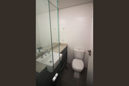 Apartamento à venda com 69m², 2 quartos e 1 vaga Apartamento à venda com 69m², 2 quartos e 1 vagaBanheiro da Suíte