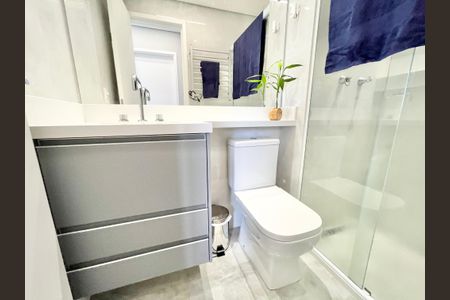 Apartamento à venda com 41m², 2 quartos e 1 vaga Apartamento à venda com 41m², 2 quartos e 1 vagaBanheiro