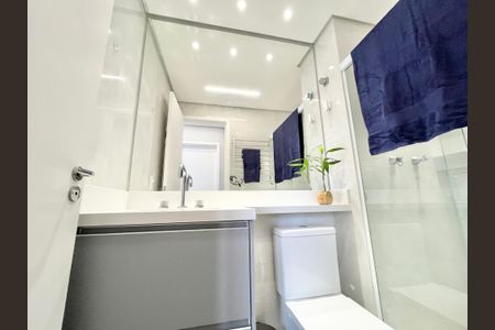 Apartamento à venda com 41m², 2 quartos e 1 vaga Apartamento à venda com 41m², 2 quartos e 1 vagaBanheiro