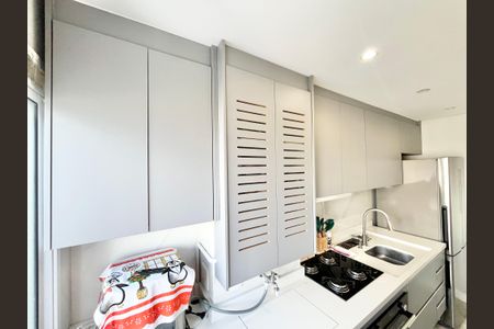 Apartamento à venda com 41m², 2 quartos e 1 vaga Apartamento à venda com 41m², 2 quartos e 1 vagaCozinha e Área de Serviço