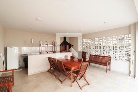 Apartamento à venda com 41m², 2 quartos e 1 vaga Apartamento à venda com 41m², 2 quartos e 1 vagaÁrea comum - Churrasqueira