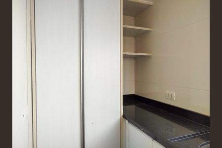 Apartamento à venda com 237m², 3 quartos e 3 vagas Apartamento à venda com 237m², 3 quartos e 3 vagasÁrea de Serviço