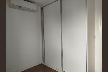 Apartamento à venda com 237m², 3 quartos e 3 vagas Apartamento à venda com 237m², 3 quartos e 3 vagasQuarto 1