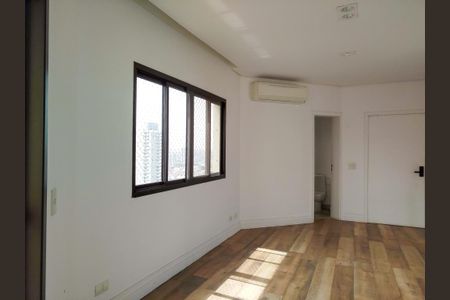 Apartamento à venda com 237m², 3 quartos e 3 vagas Apartamento à venda com 237m², 3 quartos e 3 vagasSala da cobertura
