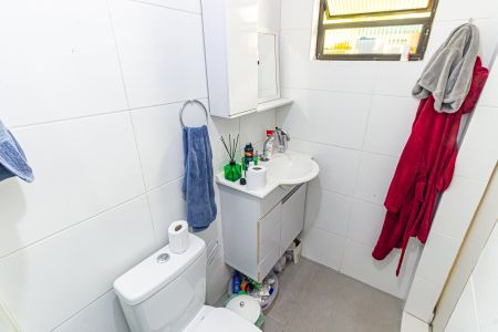 Casa à venda com 160m², 4 quartos e 2 vagasBanheiro da Suíte 2