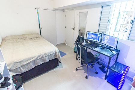 Casa à venda com 160m², 4 quartos e 2 vagasSuíte 2