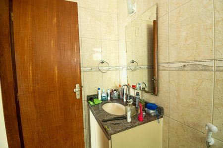 Apartamento à venda com 74m², 3 quartos e 1 vaga Apartamento à venda com 74m², 3 quartos e 1 vagaBanheiro da Suíte