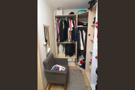 Casa à venda com 182m², 4 quartos e 4 vagasCloset da suíte 2
