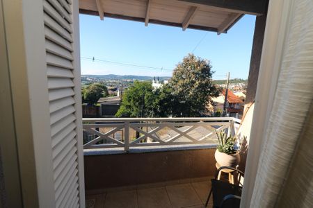 Casa à venda com 182m², 4 quartos e 4 vagasVista da Suíte 1