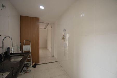 Apartamento para alugar com 52m², 2 quartos e 1 vaga Apartamento para alugar com 52m², 2 quartos e 1 vagaCozinha e Área de Serviço