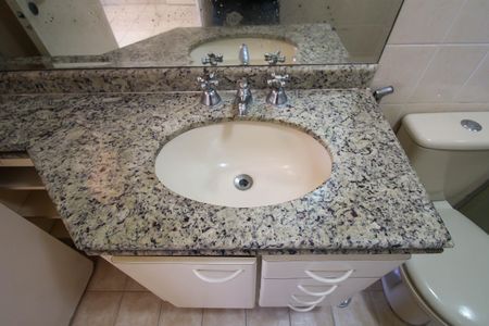 Apartamento à venda com 72m², 3 quartos e 1 vagaBanheiro da Suíte