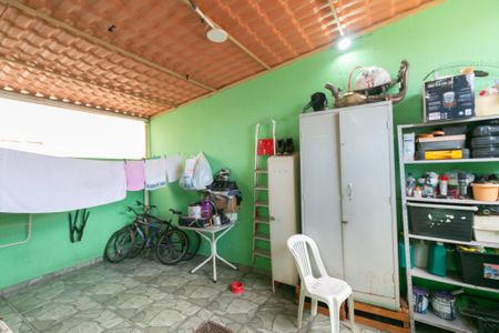 Casa à venda com 89m², 3 quartos e 1 vaga