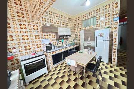 Casa à venda com 121m², 4 quartos e 3 vagasCozinha