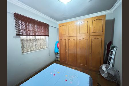 Casa à venda com 121m², 4 quartos e 3 vagasQuarto 1