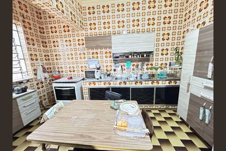 Casa à venda com 121m², 4 quartos e 3 vagasCozinha